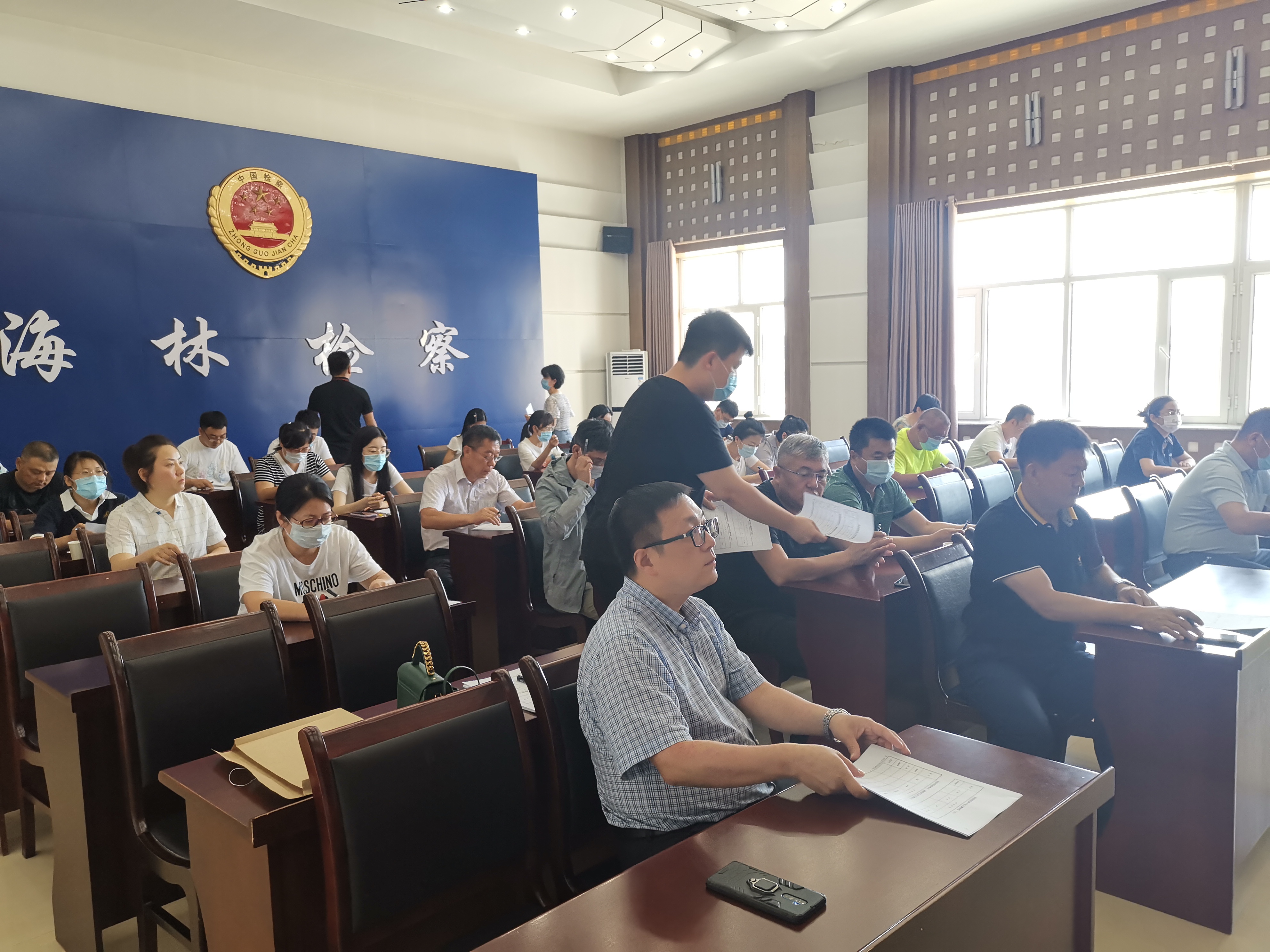 召开2019年度领导班子测评大会_黑龙江省牡丹江海林市人民检察院